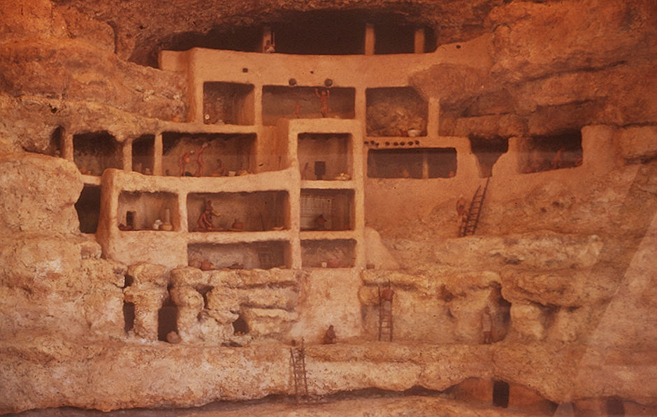 Montezuma Castle National Monument display - Jul 1972