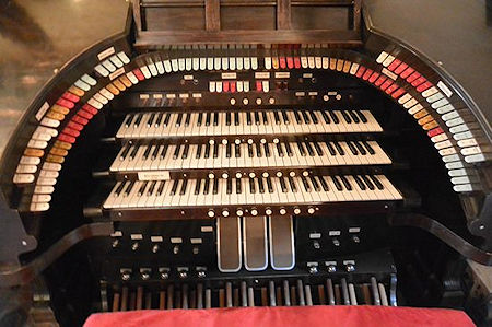 Welte-Mignon Organ Console - Death Valley