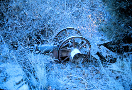 Gasoline engine at Pat Keyes Millsite, probably used to drive arrastra