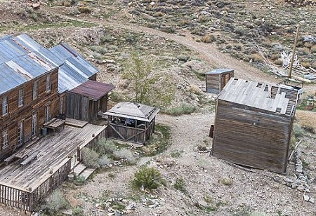 American Hotel (left), Cooler Room (center), Ice House (right) 2018 (Bishop Real Estate Photo)