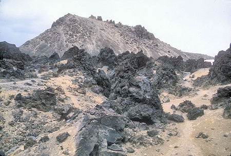 Lassen Peak crags