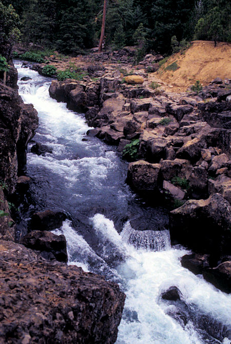 Upper falls, McCloud River on the way toward Mount Shasta, California
