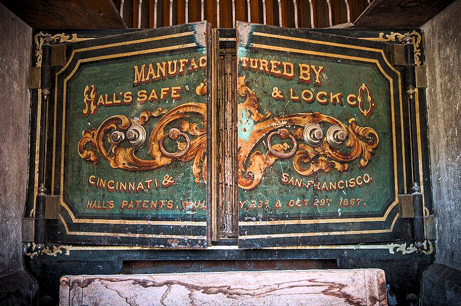 Bodie Bank safe Bodie Bank safe