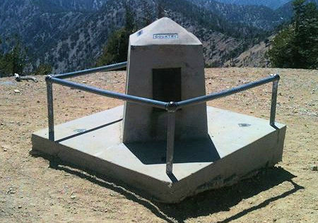 Monument with plaques on top of Mt. Baden-Powell Monument with plaques on top of Mt. Baden-Powell