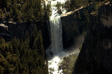 Vernal Falls from Washburn Point - Yosemite National Park - 24 Jun 2006 Vernal Falls from Washburn Point - Yosemite National Park - 24 Jun 2006