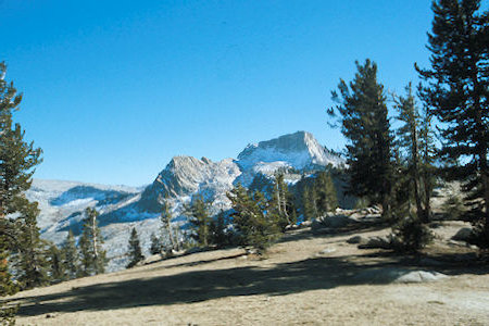Sierra Nevada - Sequoia National Park<br>Mt. Silliman from Siliman Pass - October 1973 Sierra Nevada - Sequoia National Park<br>Mt. Silliman from Siliman Pass - October 1973