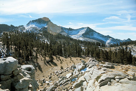 Sierra Nevada - Sequoia National Park<br>Mt. Silliman route from crest - October 1973 Sierra Nevada - Sequoia National Park<br>Mt. Silliman route from crest - October 1973