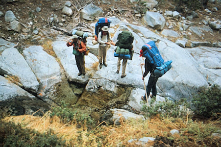 Sierra Nevada - Sequoia National Park<br>Water stop on Silliman Creek - October 1973 Sierra Nevada - Sequoia National Park<br>Water stop on Silliman Creek - October 1973