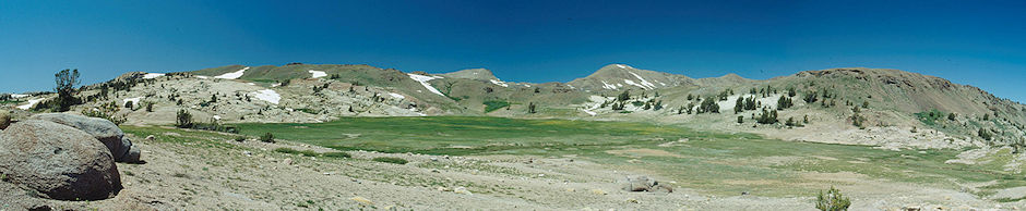 Meadow near Emigrant Pass, Big Sam (center right) - Hoover Wilderness - Aug 1993