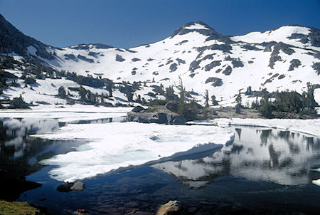 Tower Lake saddle, Gils Peak over Helen Lake - Hoover Wilderness 1995