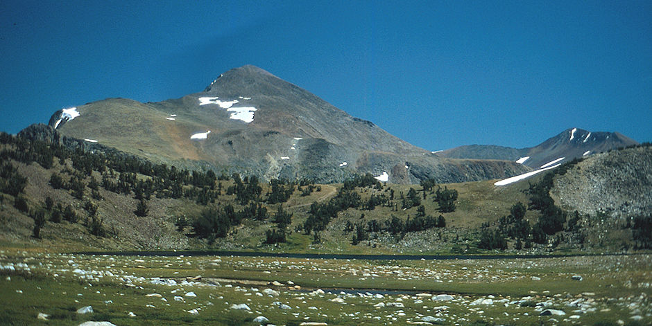 Mt. Dana, Middle Gaylor Lake - Yosemite National Park 1986 Mt. Dana, Middle Gaylor Lake - Yosemite National Park 1986