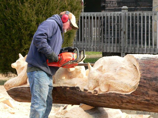Woodsman - Chainsaw Carvings