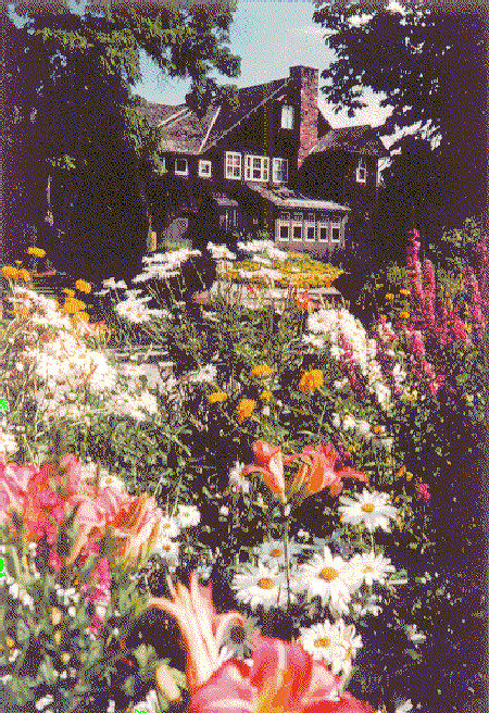 Conrad Mansion Flowers