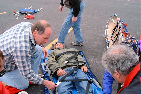 Pete demonstrates vacuum splint operation