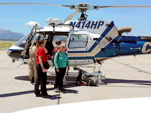 CHP Helicopter off-loads rescued backpacker