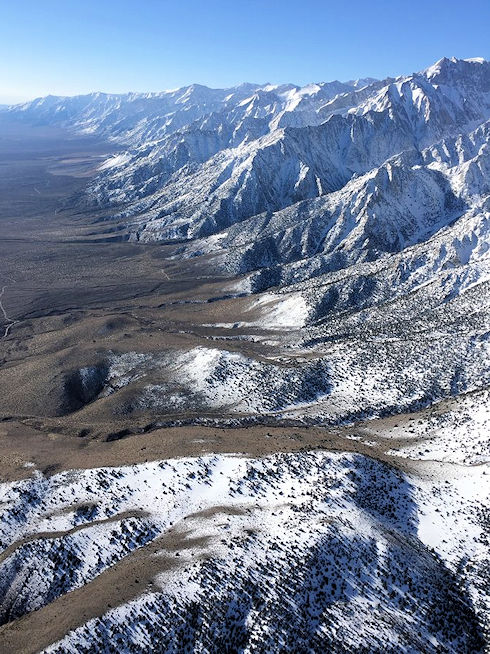 On the flight to Kearsarge Pass. Image by Mitchell Quiring