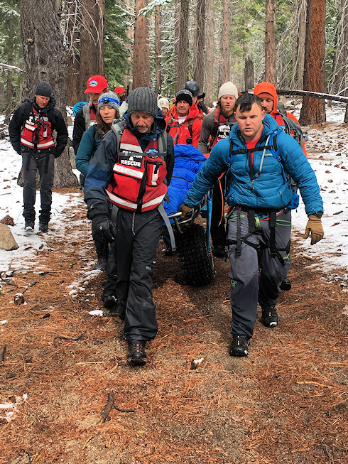 Nearing the trailhead. Image by Mark Zila